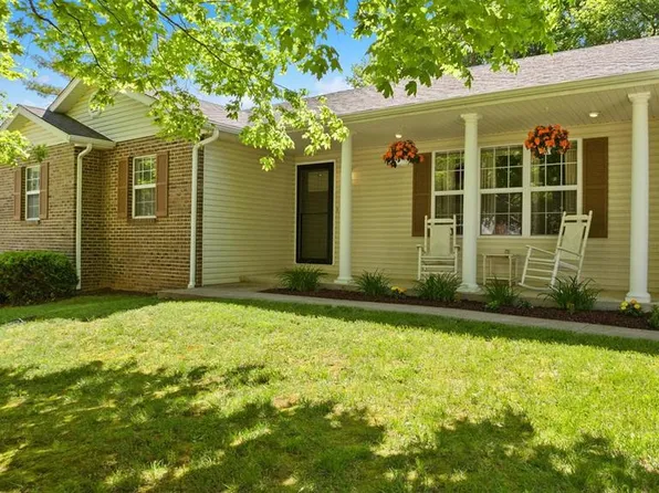 918 Southwind Ct, Collinsville, IL 62234