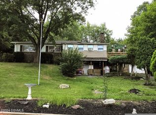 51 Village Ln, Berwick, PA 18603