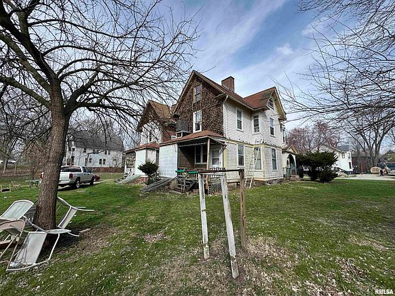 4th image of 450 Monmouth Blvd