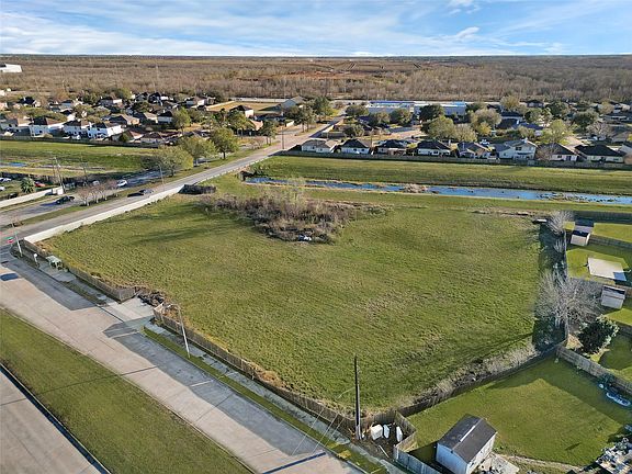 4th image of 16414 Hiram Clarke Rd