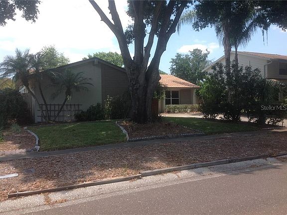2nd image of 6707 Spanish Moss Cir