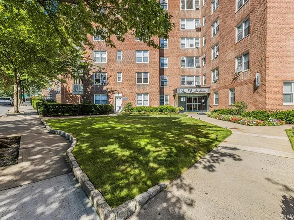 3725 Henry Hudson Parkway West image 26 of 27