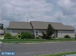 2 Forrestal Dr, Edgewater Park, NJ 08010