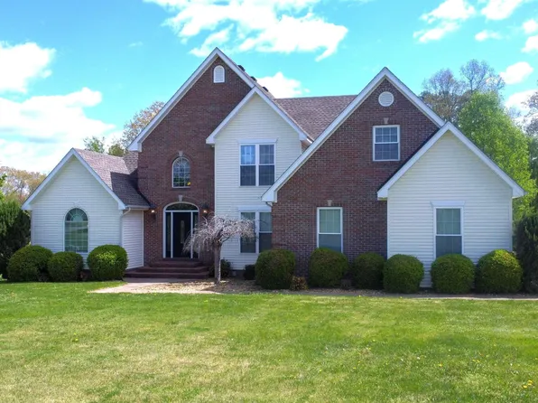 131 Alben Dr, Benton, KY 42025