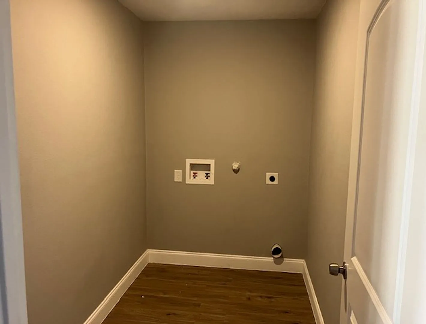 16570 Moonlight Dr — Photo 4