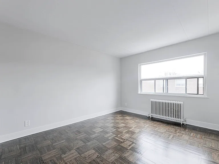 143 Stephen Dr #201 — Photo 4