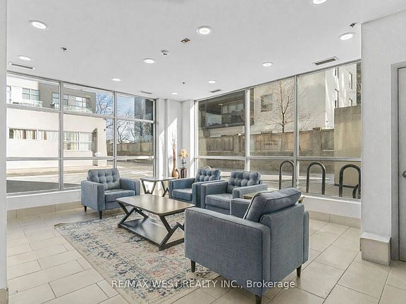 2nd image of 2464 Weston Rd #1002