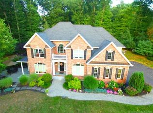 105 Brook Xing, Marlborough, CT 06447