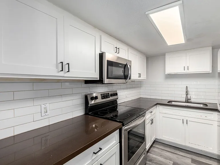 Madison Flats — Photo 4