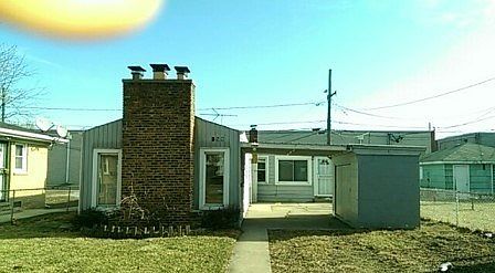 1st image of 459 Greenbay Ave