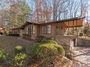 7 Highlander Rd, Asheville, NC 28804