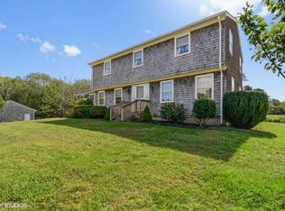 380 Mooresfield Rd, South Kingstown, RI 02879