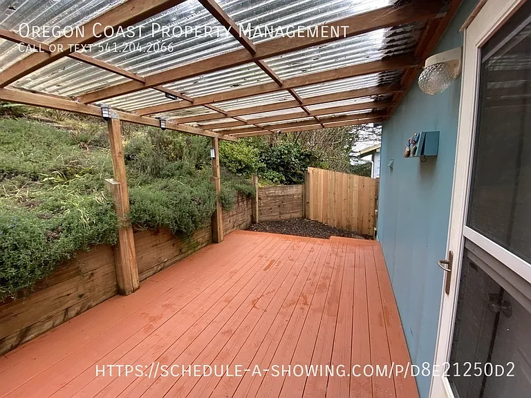 227 NW 55th St — Photo 10