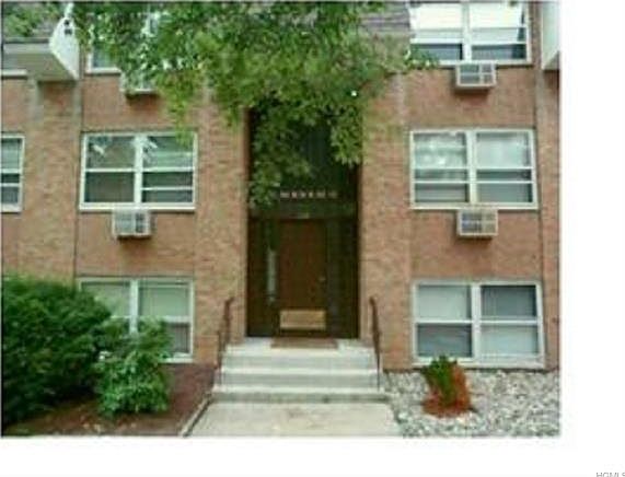 1st image of 172 Kearsing Pkwy APT B
