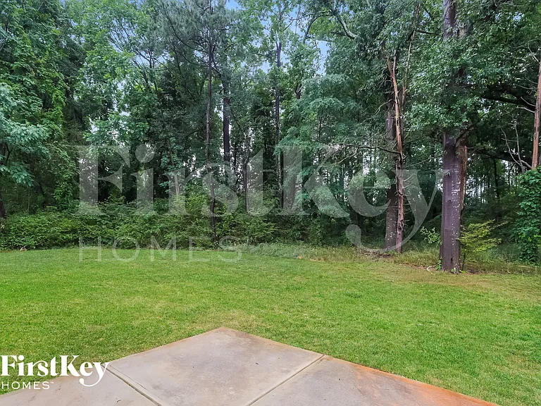 220 Wellbrook Dr — Photo 14