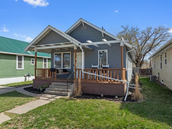 1019 7th Ave NW, Minot, ND 58703