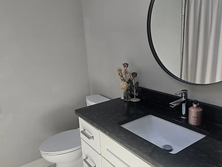 14465 Krug Cir — Photo 24