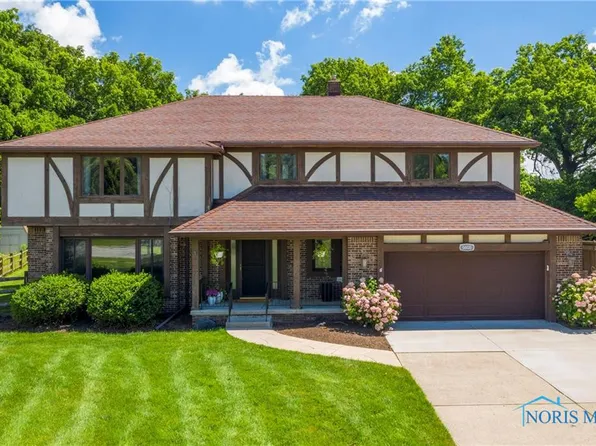 6608 Inglewood Rd, Holland, OH 43528