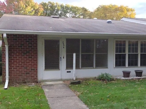 260 Newcastle Court #A, Ridge, NY 11961
