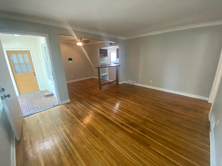 4621 Boyce Rd — Photo 2
