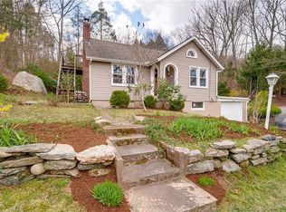 435 Saybrook Rd, Haddam, CT 06438