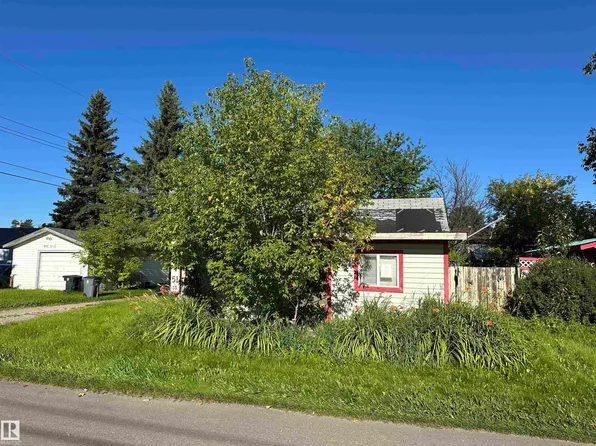 4804 51st St, Onoway, AB T0E 1V0