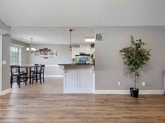 4th image of 35 Lee Road 2139