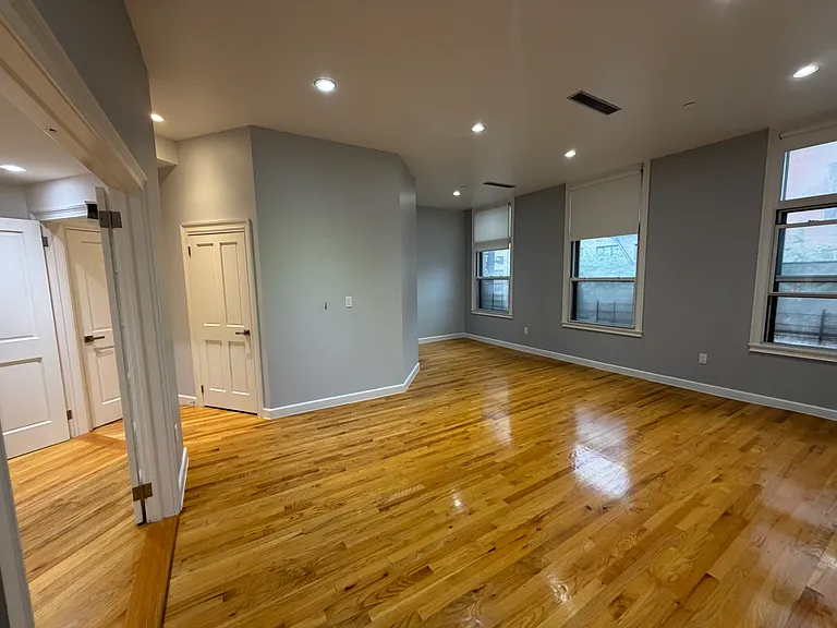 384 3rd Ave #2 — Photo 5