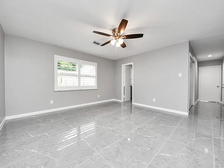 8007 Rowan Ln — Photo 10