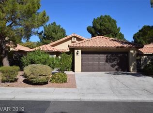 7824 Canoe Ln, Las Vegas, NV 89145