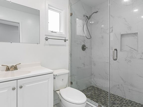 3rd image of 1166 W 29th St #2-ADU