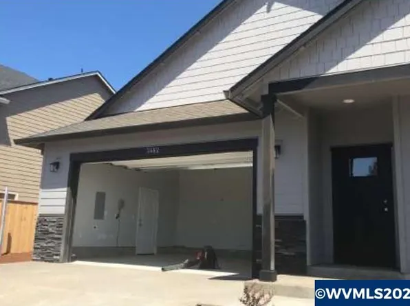 2462 W 9th Ave, Junction City, OR 97448