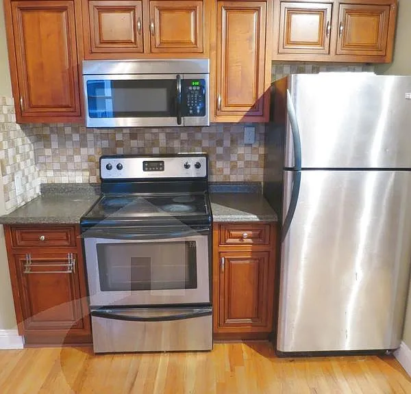 45 Paulina St #2 — Photo 11