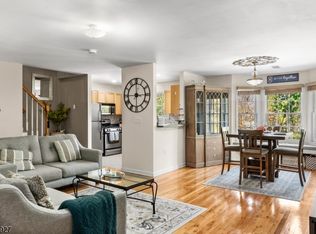30-13 Federal Hill Rd, Pompton Lakes, NJ 07442