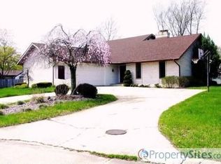 1215 Kentford Dr W, Saginaw, MI