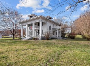 16 College St, Erin, TN 37061