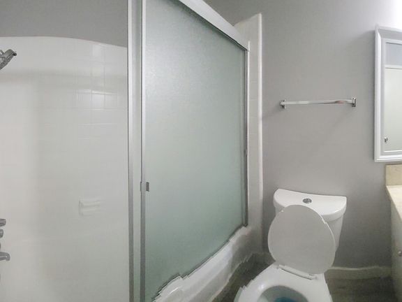 2nd image of 121-123 S Catalina St #211