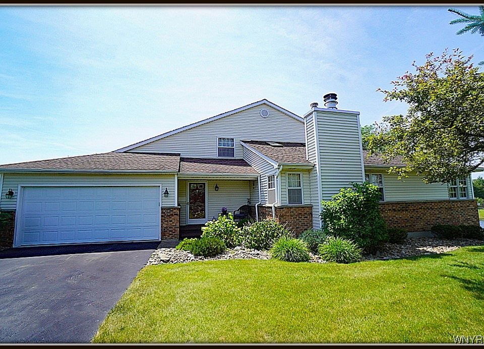 1st image of 60 Hastings Dr