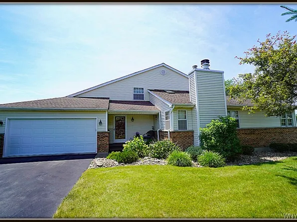 60 Hastings Dr, Orchard Park, NY 14127