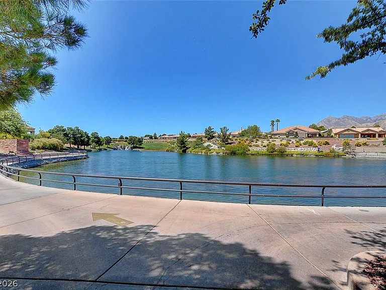 2913 Vista Butte Dr — Photo 41