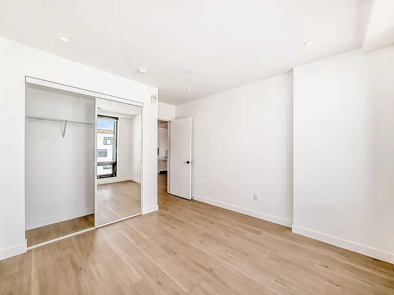 606 Broadcast Ave SW #8375 — Photo 38