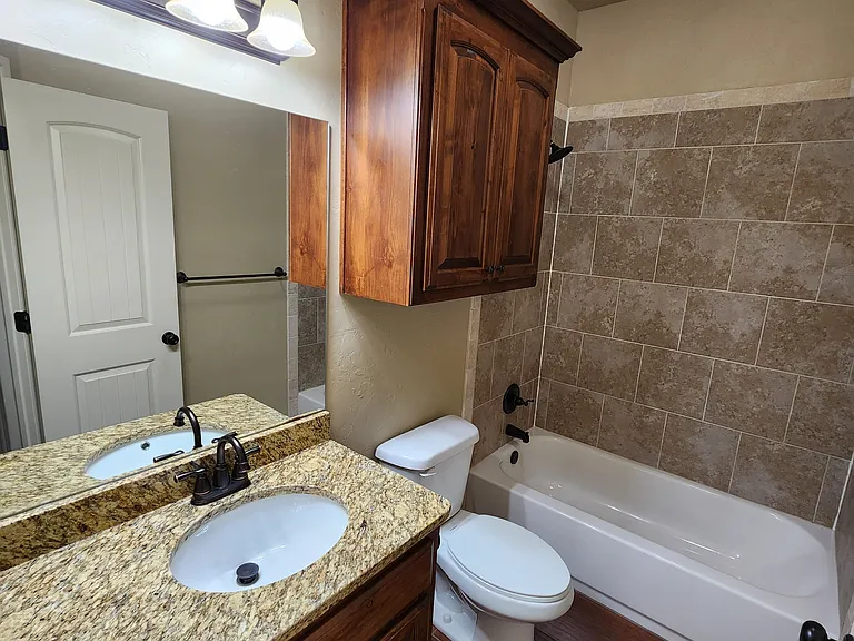 1405 N Monte Vista St #B — Photo 7