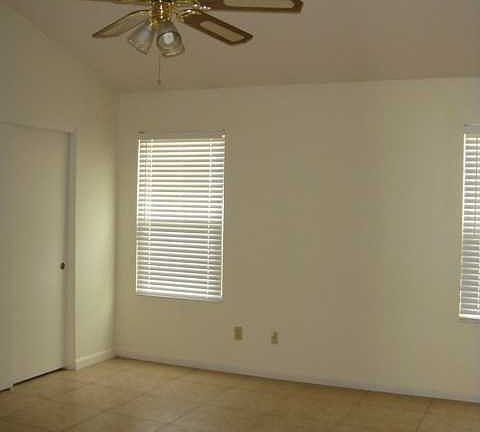 3rd image of 625 S Los Feliz Dr