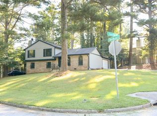 9010 Raven Dr, Jonesboro, GA 30238