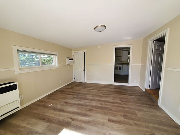 5th image of 105 N Fulton St Unit B