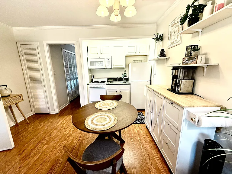 353C Driftwood Cir #C — Photo 20