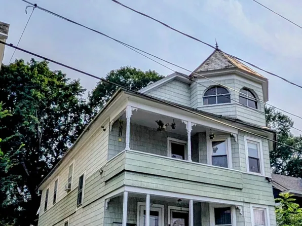 57 Richmond St, Adams, MA 01220