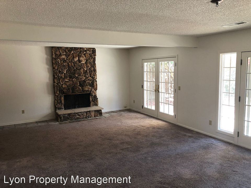 1st image of 513 W El Dorado Dr