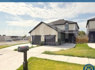 8003 W Elizabeth Ln, Fort Worth, TX 76116