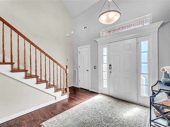 3rd image of 5703 W Casey Dr